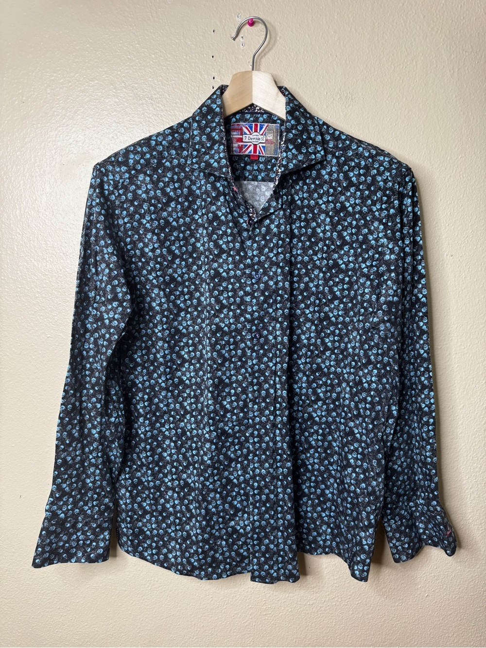 7 Downie St. London Couture Shirt Men’s 5 Black Blue Skull Long Sleeve Button Up